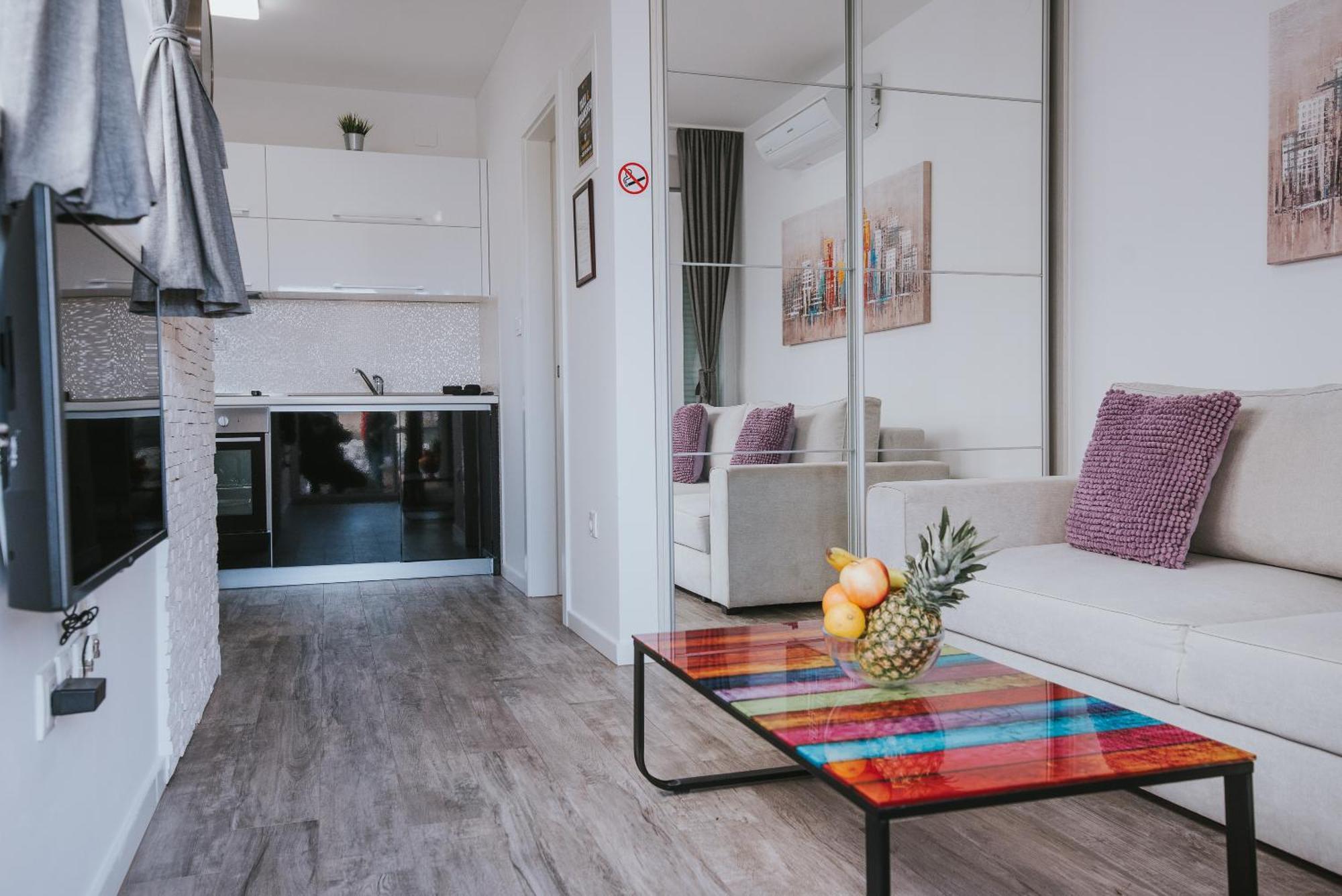 Apartments & Rooms Danivan Pool Villas B Novalja Room photo